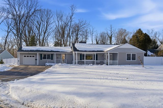 34 Mayfair Drive, Huntington, NY 11743