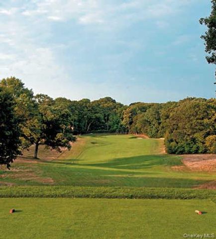 34 Mayfair Drive, Huntington, NY 11743