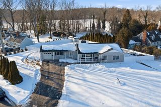 34 Mayfair Drive, Huntington, NY 11743