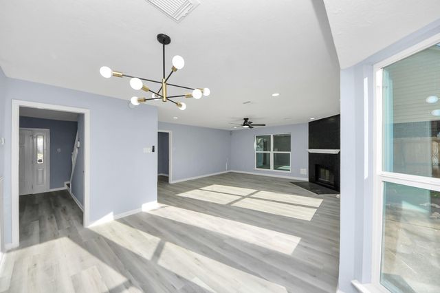 4211 Royal Manor Drive, Pasadena, TX 77505