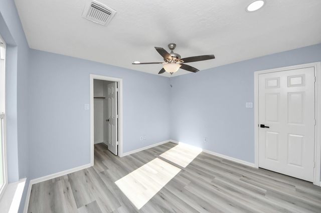 4211 Royal Manor Drive, Pasadena, TX 77505