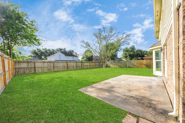 4211 Royal Manor Drive, Pasadena, TX 77505