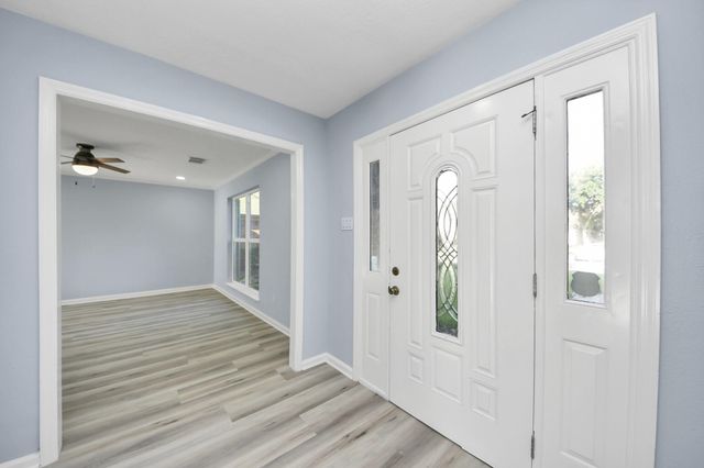 4211 Royal Manor Drive, Pasadena, TX 77505