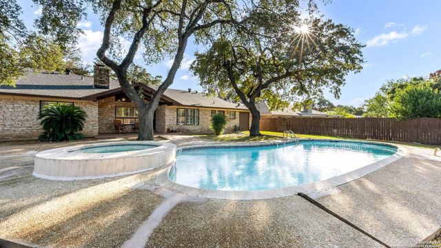 429 Fenwick, Windcrest, TX 78239