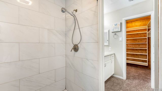 429 Fenwick, Windcrest, TX 78239