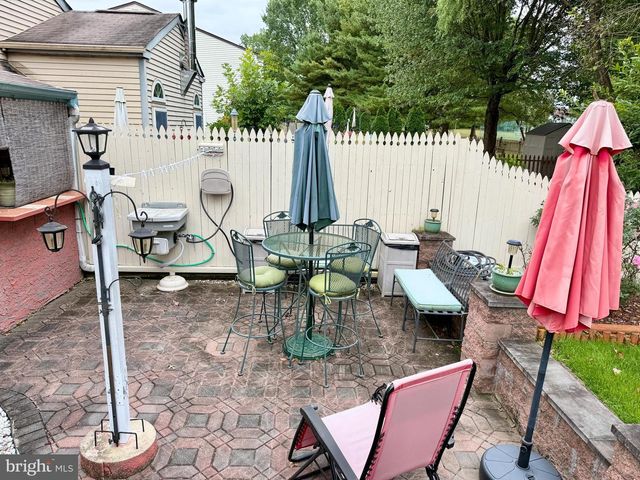 12 KERN DR, Perkasie, PA 18944