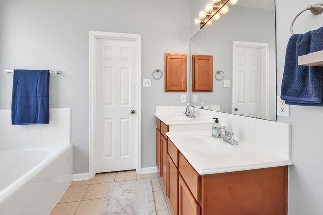 10518 Lyndon Meadows Drive, Houston, TX 77095