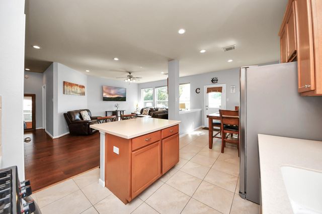 10518 Lyndon Meadows Drive, Houston, TX 77095