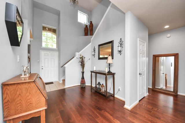 10518 Lyndon Meadows Drive, Houston, TX 77095