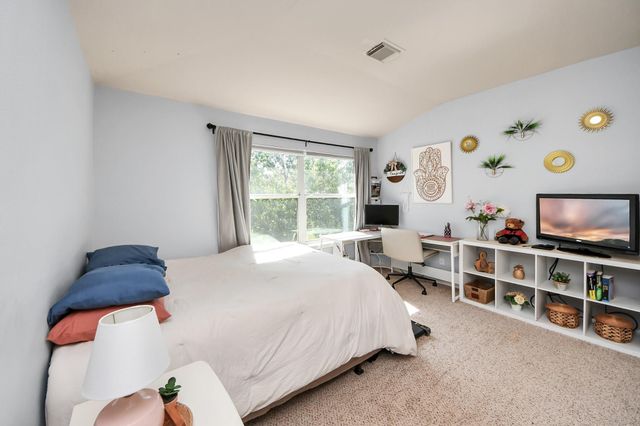 10518 Lyndon Meadows Drive, Houston, TX 77095