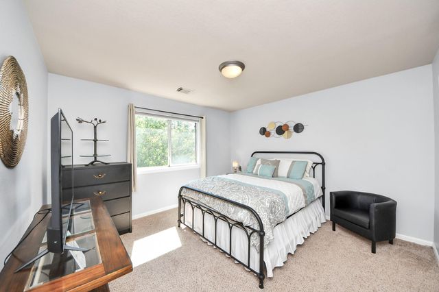 10518 Lyndon Meadows Drive, Houston, TX 77095