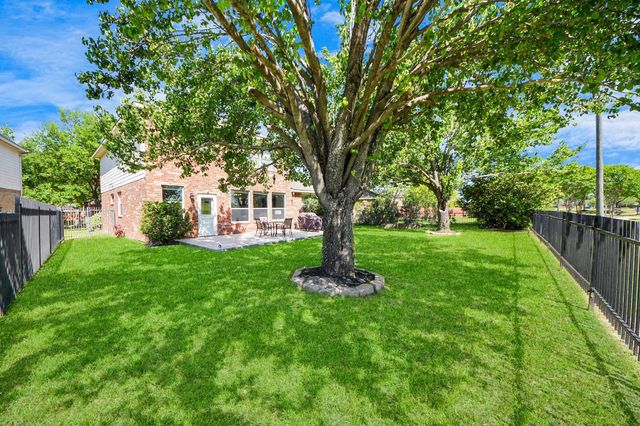 10518 Lyndon Meadows Drive, Houston, TX 77095