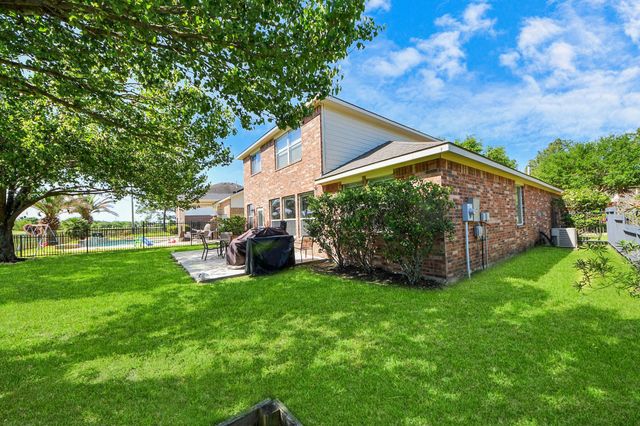 10518 Lyndon Meadows Drive, Houston, TX 77095