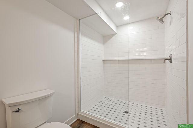 1922 S 113th Street, Omaha, NE 68144