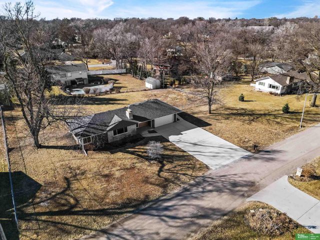 1922 S 113th Street, Omaha, NE 68144