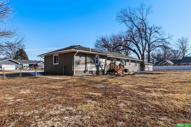 1922 S 113th Street, Omaha, NE 68144