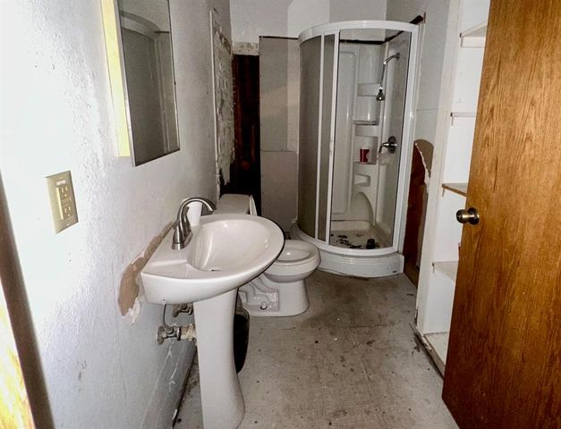 214 E Highland, Tecumseh, OK 74873