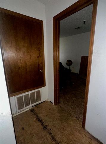 214 E Highland, Tecumseh, OK 74873