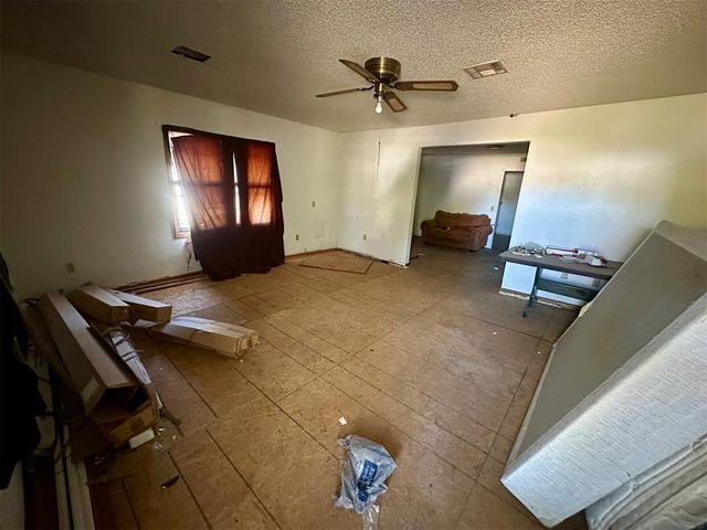 214 E Highland, Tecumseh, OK 74873