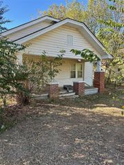 214 E Highland, Tecumseh, OK 74873