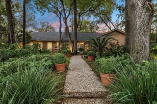 3615 Ascot Lane, Houston, TX 77092