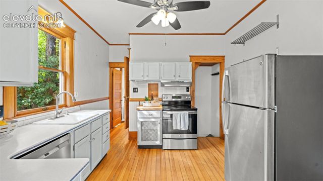 3039 W Bijou Street, Colorado Springs, CO 80904