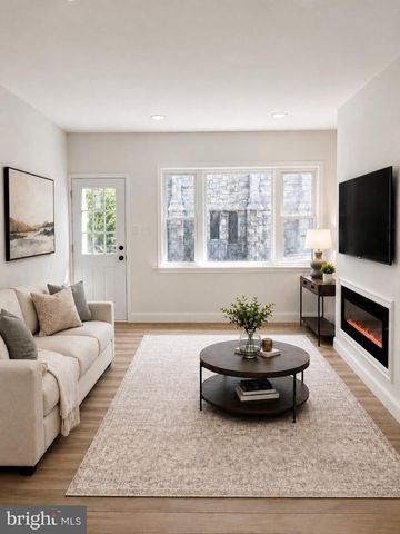 1119 WINTON ST, Philadelphia, PA 19148