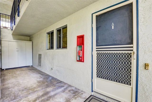 2327 Via Mariposa West West A, Laguna Woods, CA 92637