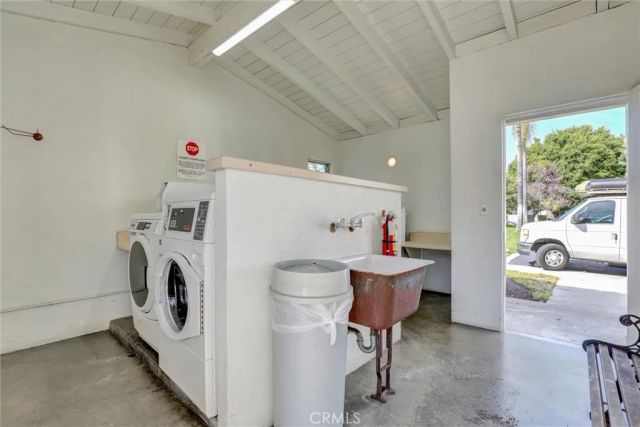 2327 Via Mariposa West West A, Laguna Woods, CA 92637