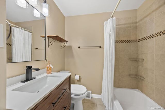 2631 S Newton Street, Denver, CO 80219