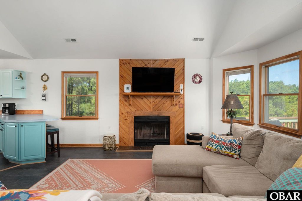 Image 7 of property listing at 2324 Ocean Sands Road Lot# 1, Corolla, NC 27927