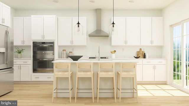 3 TURGYAN DR, Bordentown, NJ 08505