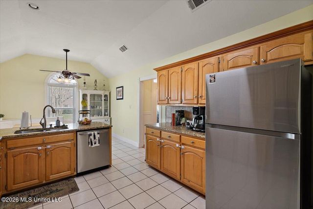 314 Avalon Way, Brandon, MS 39047