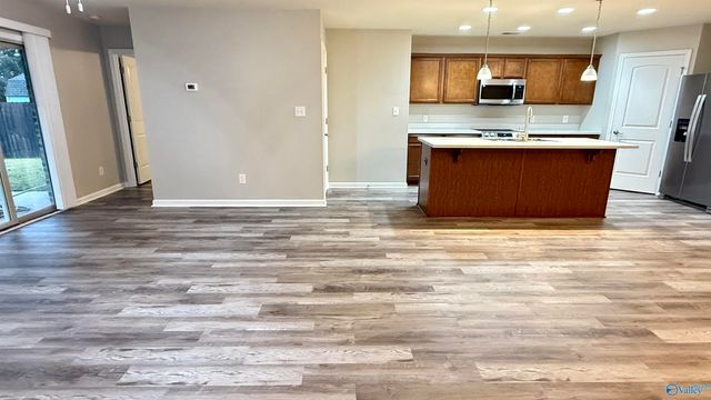 1813 Clayton Cove Drive, Madison, AL 35757