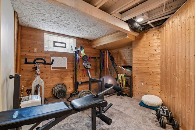 7706 Erie Avenue, Chanhassen, MN 55317