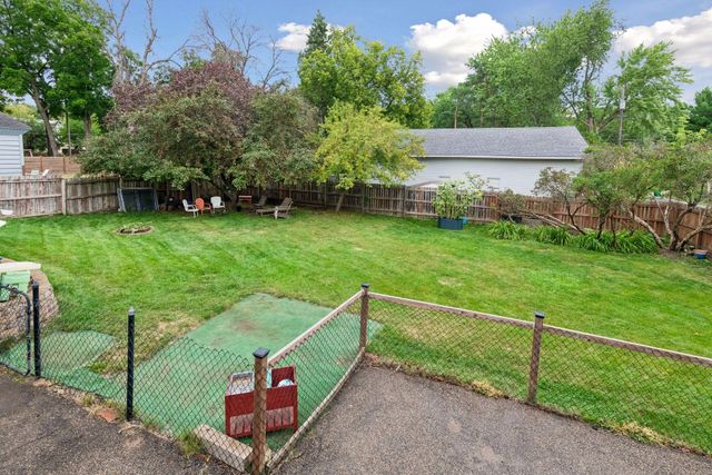 7706 Erie Avenue, Chanhassen, MN 55317