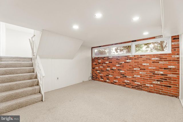 615 ARTWOOD DR, Philadelphia, PA 19115