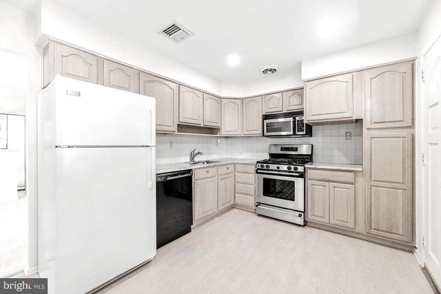 615 ARTWOOD DR, Philadelphia, PA 19115
