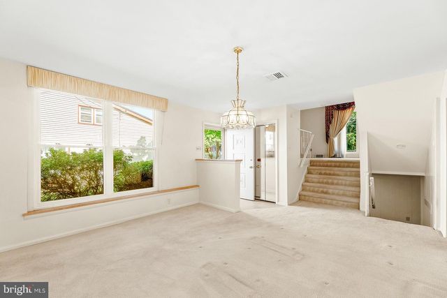 615 ARTWOOD DR, Philadelphia, PA 19115