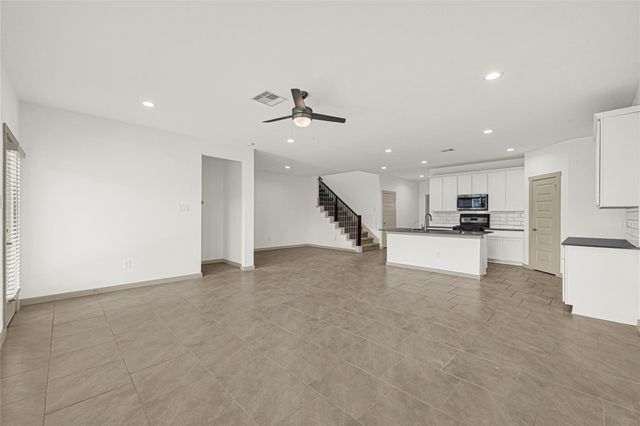 29511 Krus Hill Ln, Katy, TX 77494