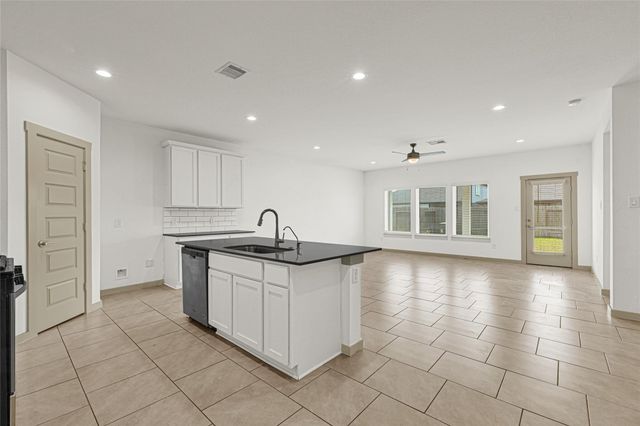 29511 Krus Hill Ln, Katy, TX 77494