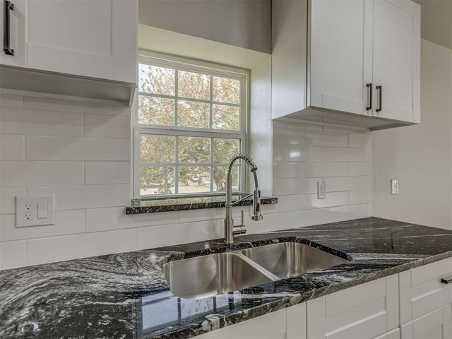 1209 E Oak Street, El Reno, OK 73036