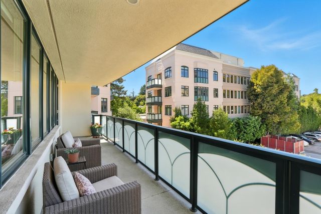 10 CRYSTAL SPRINGS Road 1310, San Mateo, CA 94402