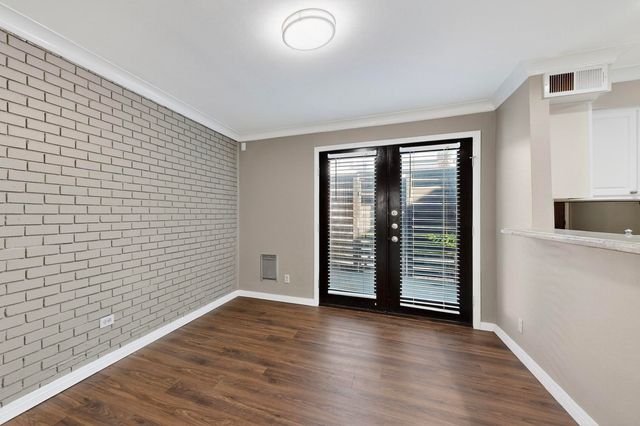 10109 Regal Park Lane 117, Dallas, TX 75230