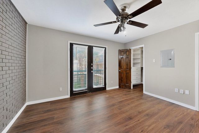 10109 Regal Park Lane 117, Dallas, TX 75230