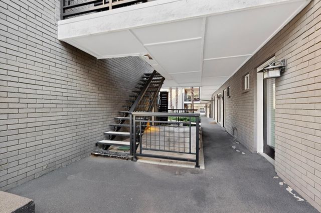 10109 Regal Park Lane 117, Dallas, TX 75230