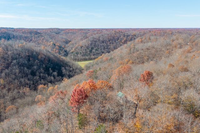 353 Red Bud Ln, Hilham, TN 38568