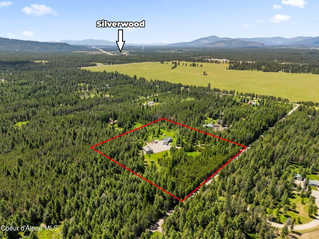 8436 E Snowy LN, Athol, ID 83801