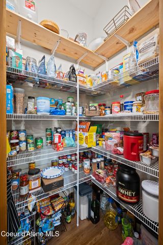 8436 E Snowy LN, Athol, ID 83801