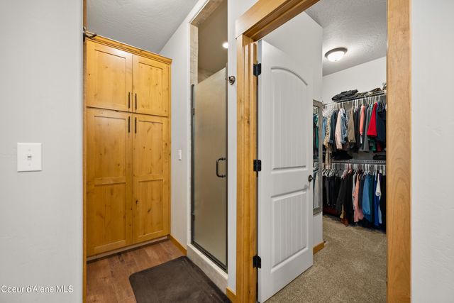 8436 E Snowy LN, Athol, ID 83801